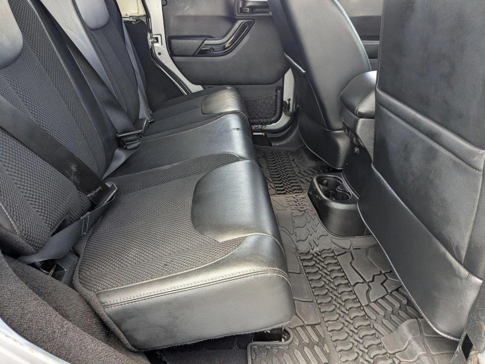 2017 Jeep Wrangler Unlimited Vehicle Photo in CLEARWATER, FL 33764-7163