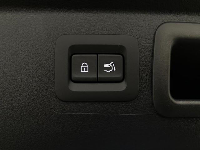 2025 Mazda CX-50 Vehicle Photo in Appleton, WI 54913