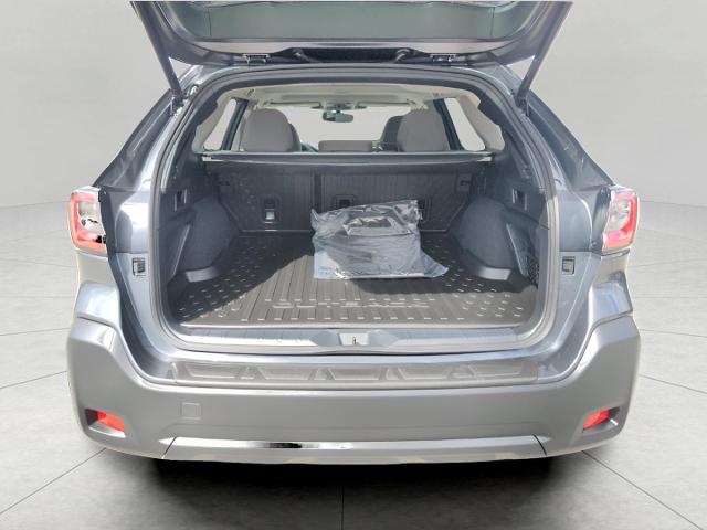 2025 Subaru Outback Vehicle Photo in Green Bay, WI 54304