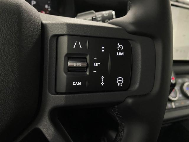 2025 Defender Vehicle Photo in Appleton, WI 54913