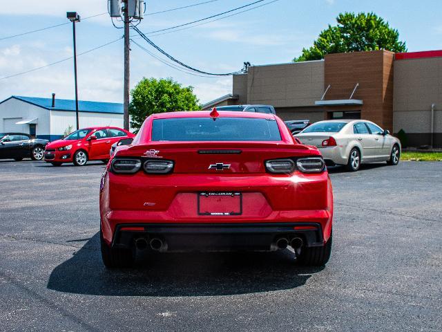 2021 Chevrolet Camaro Vehicle Photo in MADISON, IN 47250-1611