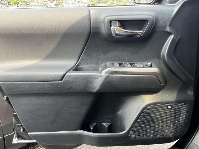 2019 Toyota Tacoma 4WD Vehicle Photo in Roslyn, NY 11576