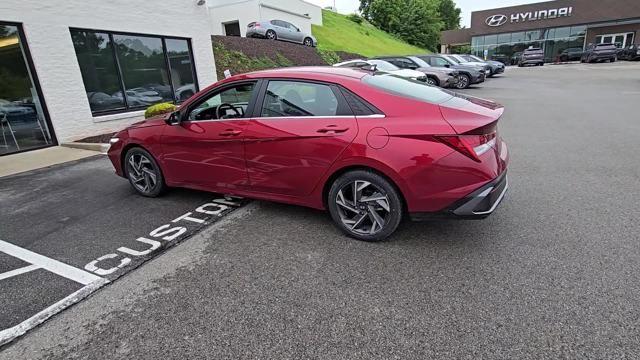 2024 Hyundai ELANTRA Vehicle Photo in Pleasant Hills, PA 15236