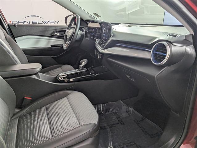 2024 Chevrolet Trax Vehicle Photo in ENGLEWOOD, CO 80113-6708