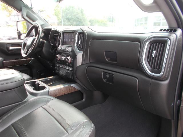 2023 GMC Sierra 2500 HD Vehicle Photo in LOWELL, MA 01852-4336