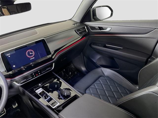 2024 Volkswagen Atlas Cross Sport Vehicle Photo in Puyallup, WA 98371