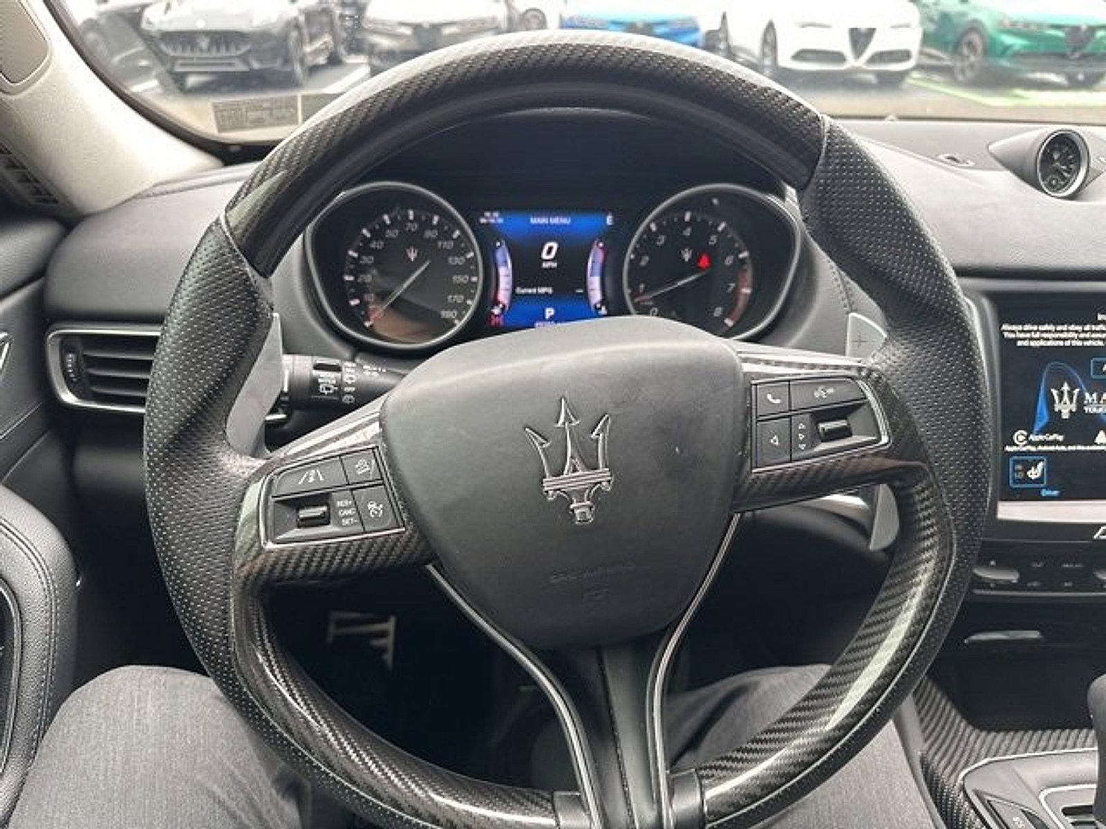 2017 Maserati Levante Vehicle Photo in Willow Grove, PA 19090