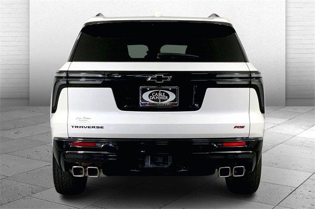 2024 Chevrolet Traverse Vehicle Photo in KANSAS CITY, MO 64114-4502