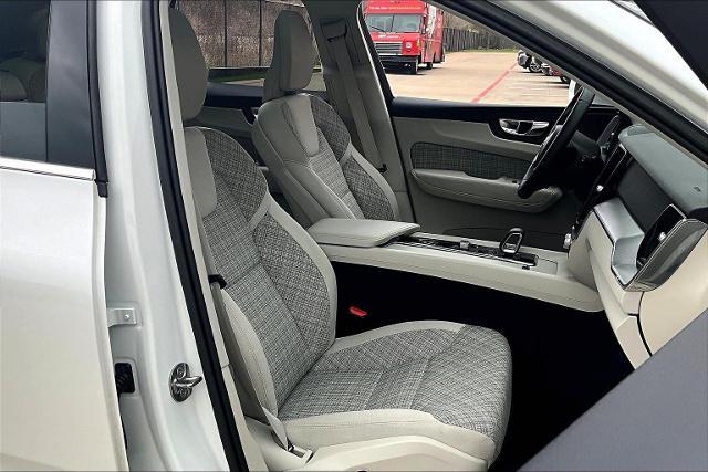 2022 Volvo XC60 Vehicle Photo in Houston, TX 77007