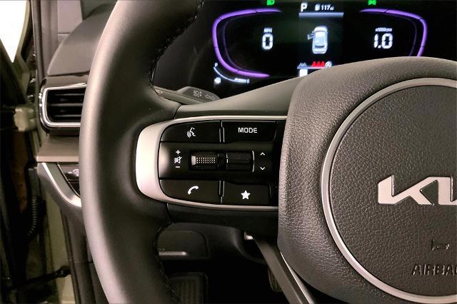 2025 Kia Sportage Vehicle Photo in Lees Summit, MO 64086
