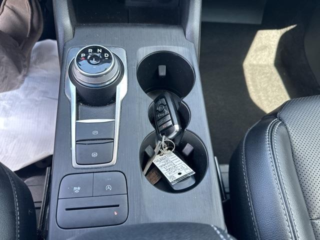 2022 Ford Escape Vehicle Photo in Webster, MA 01570-1415