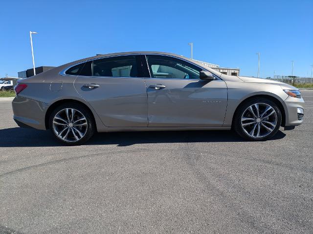 Used 2022 Chevrolet Malibu 1LT with VIN 1G1ZD5ST5NF130725 for sale in Pleasanton, TX