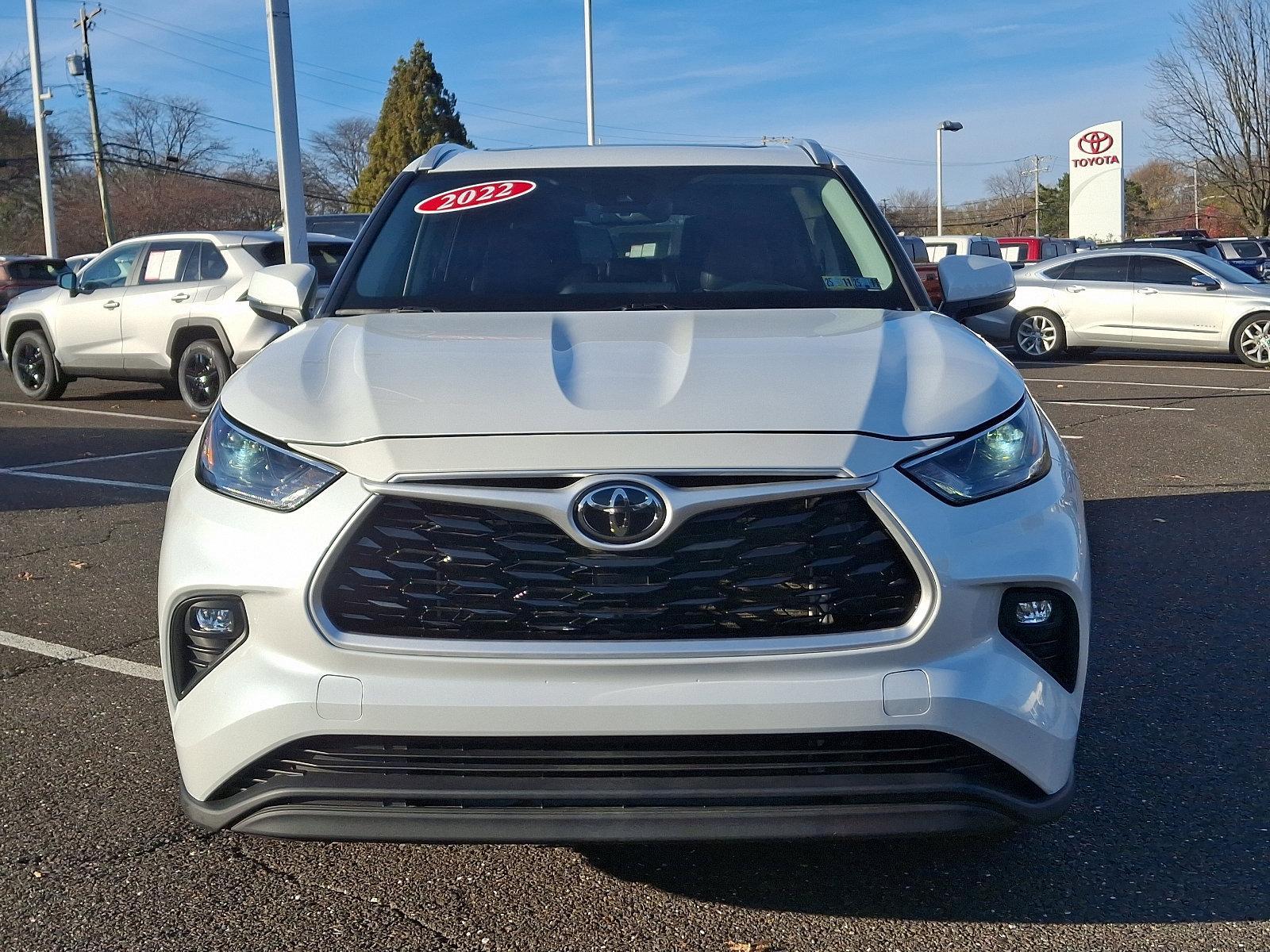 2022 Toyota Highlander Vehicle Photo in Trevose, PA 19053