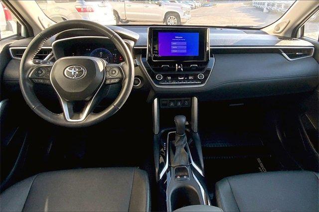 2023 Toyota COROLLA CROSS Vehicle Photo in TOPEKA, KS 66609-0000