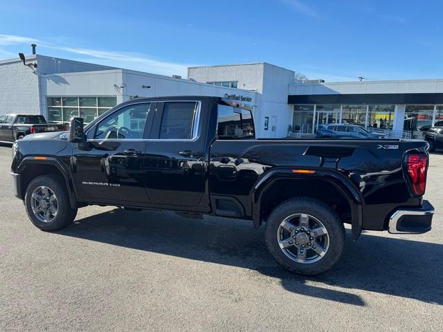 2025 GMC Sierra 2500 HD Vehicle Photo in LOWELL, MA 01852-4336