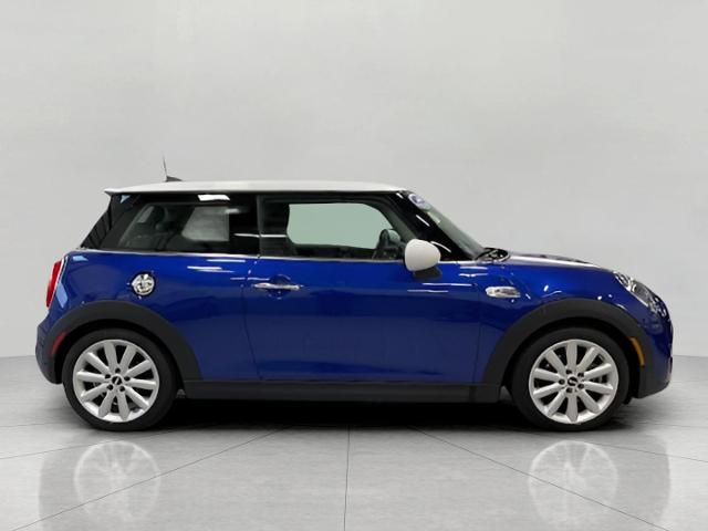 2019 MINI Cooper S Hardtop Vehicle Photo in Green Bay, WI 54304