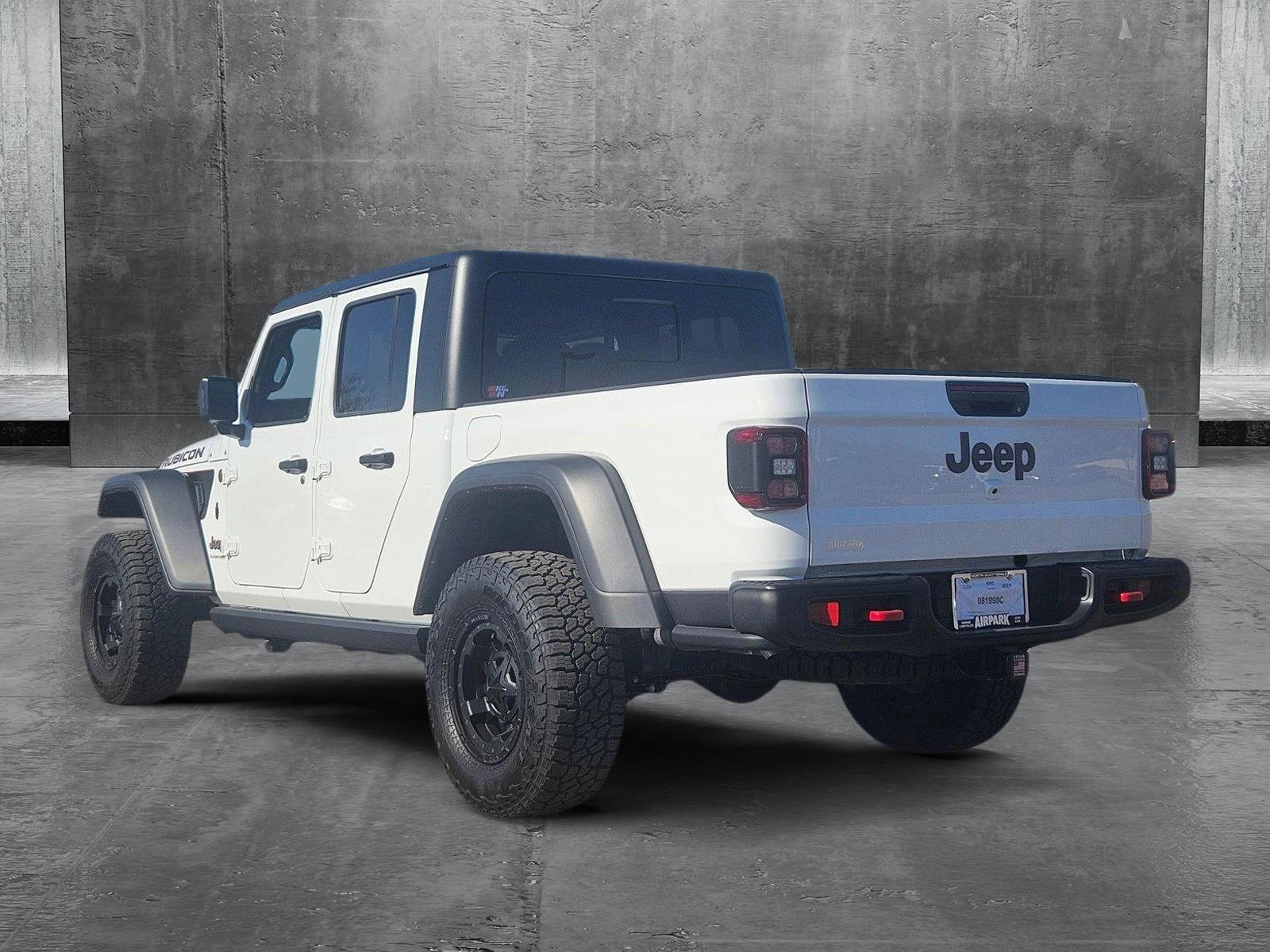 2024 Jeep Gladiator Vehicle Photo in PEORIA, AZ 85382-3715