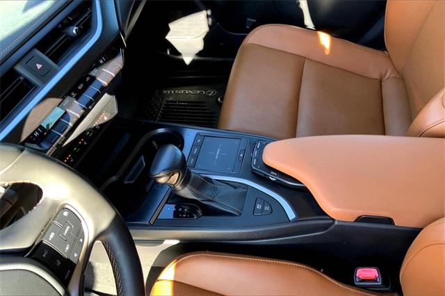 2020 Lexus UX Vehicle Photo in KANSAS CITY, MO 64114-4545