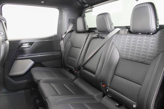 2025 GMC Sierra EV Vehicle Photo in PUYALLUP, WA 98371-4149