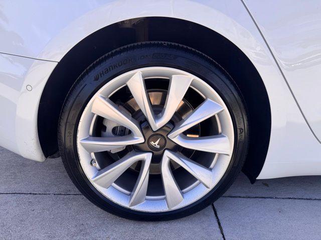 2018 Tesla Model 3 Vehicle Photo in DELRAY BEACH, FL 33483-3294