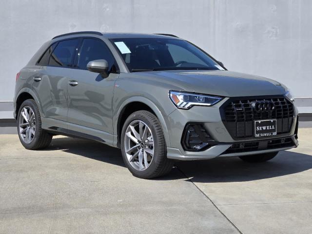 2025 Audi Q3 Vehicle Photo in SUGAR LAND, TX 77478