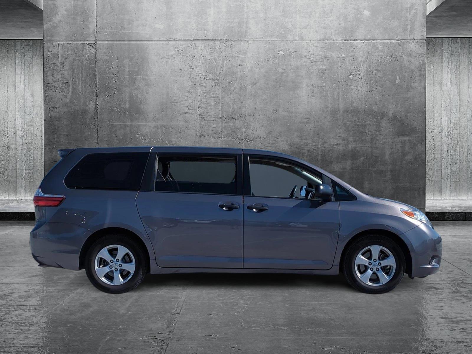 2015 Toyota Sienna Vehicle Photo in Ft. Myers, FL 33907