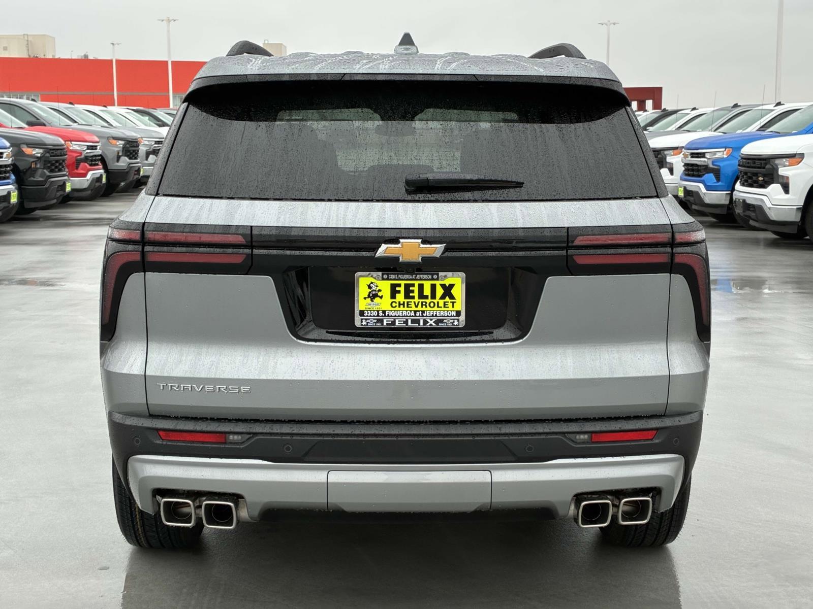 2025 Chevrolet Traverse Vehicle Photo in LOS ANGELES, CA 90007-3794