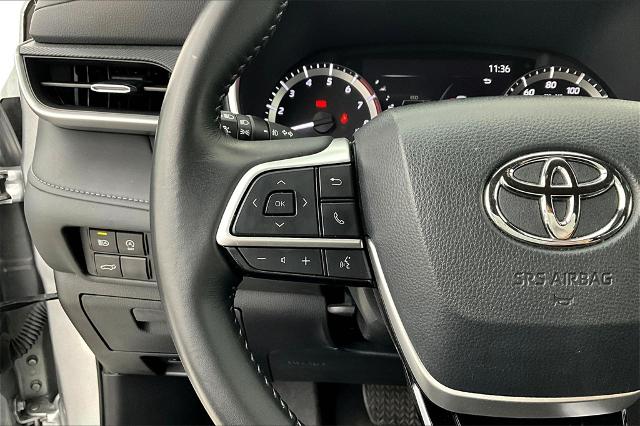 2024 Toyota Highlander Vehicle Photo in Grapevine, TX 76051