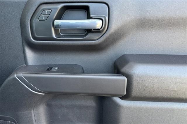 2025 GMC Sierra 1500 Vehicle Photo in ELK GROVE, CA 95757-8703
