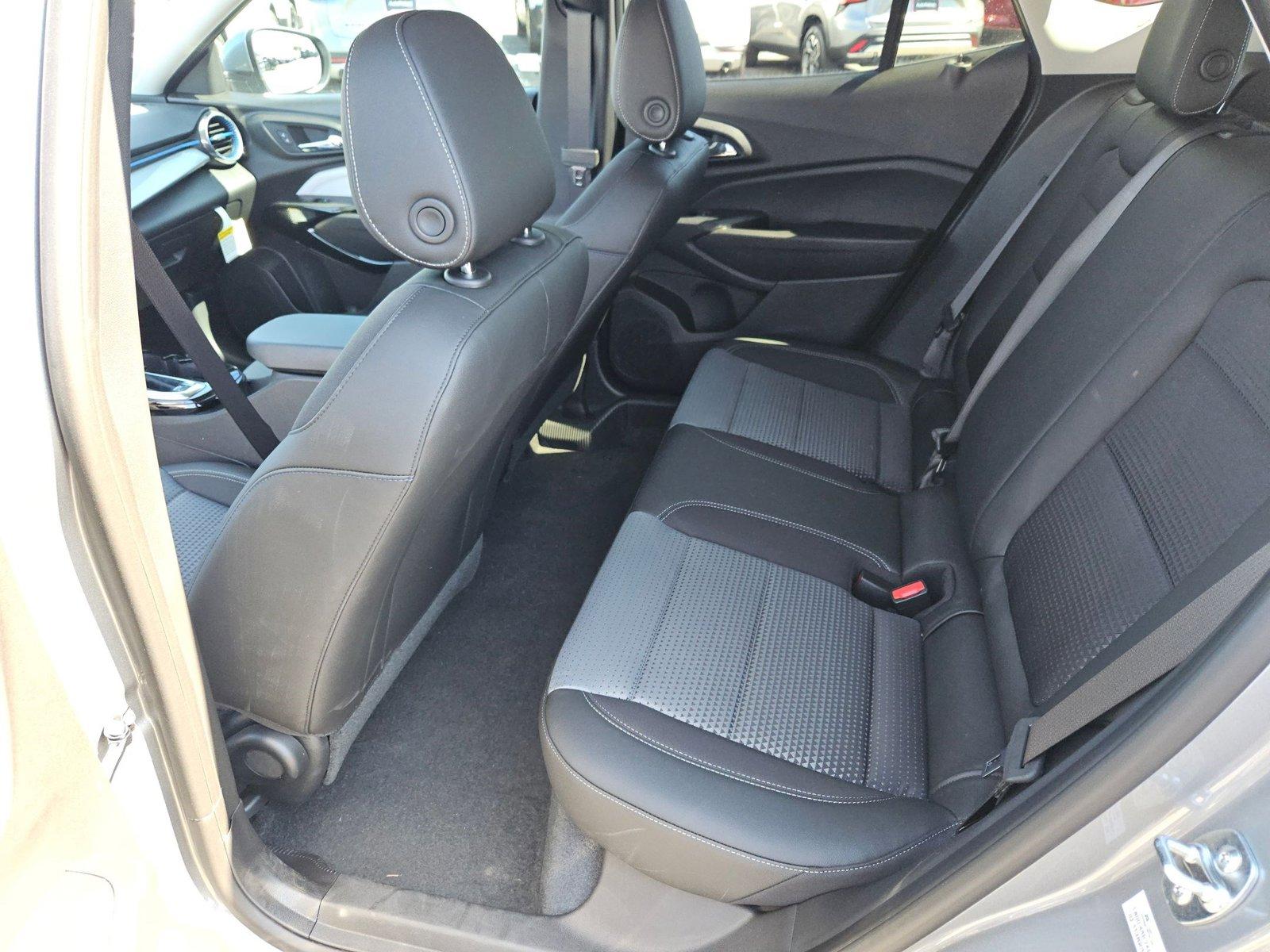 2025 Chevrolet Trax Vehicle Photo in GILBERT, AZ 85297-0446