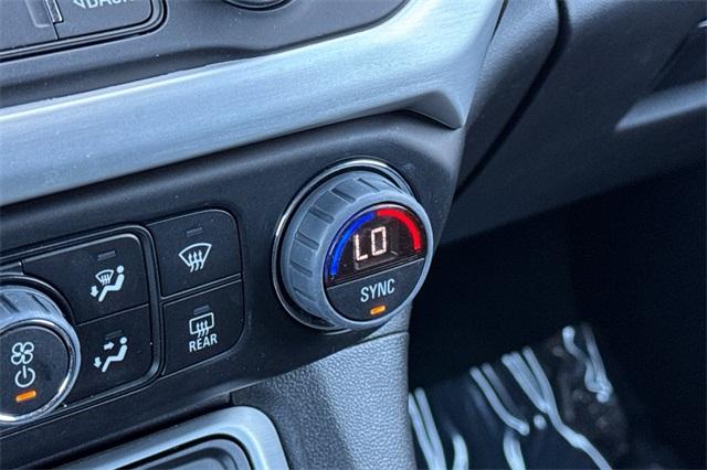 2023 GMC Acadia Vehicle Photo in ELK GROVE, CA 95757-8703