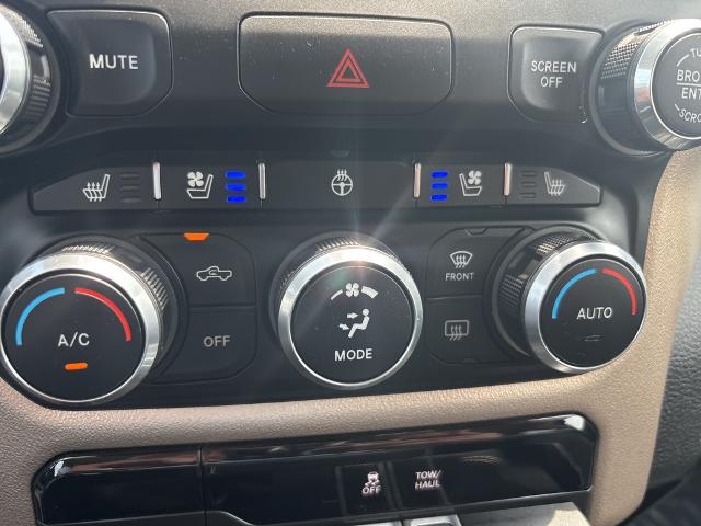 2019 Ram 1500 Vehicle Photo in Peoria, IL 61615