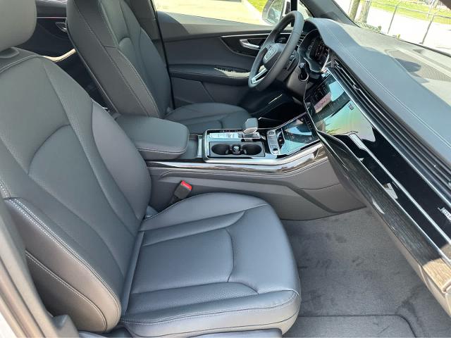 2025 Audi Q7 Vehicle Photo in HOUSTON, TX 77090