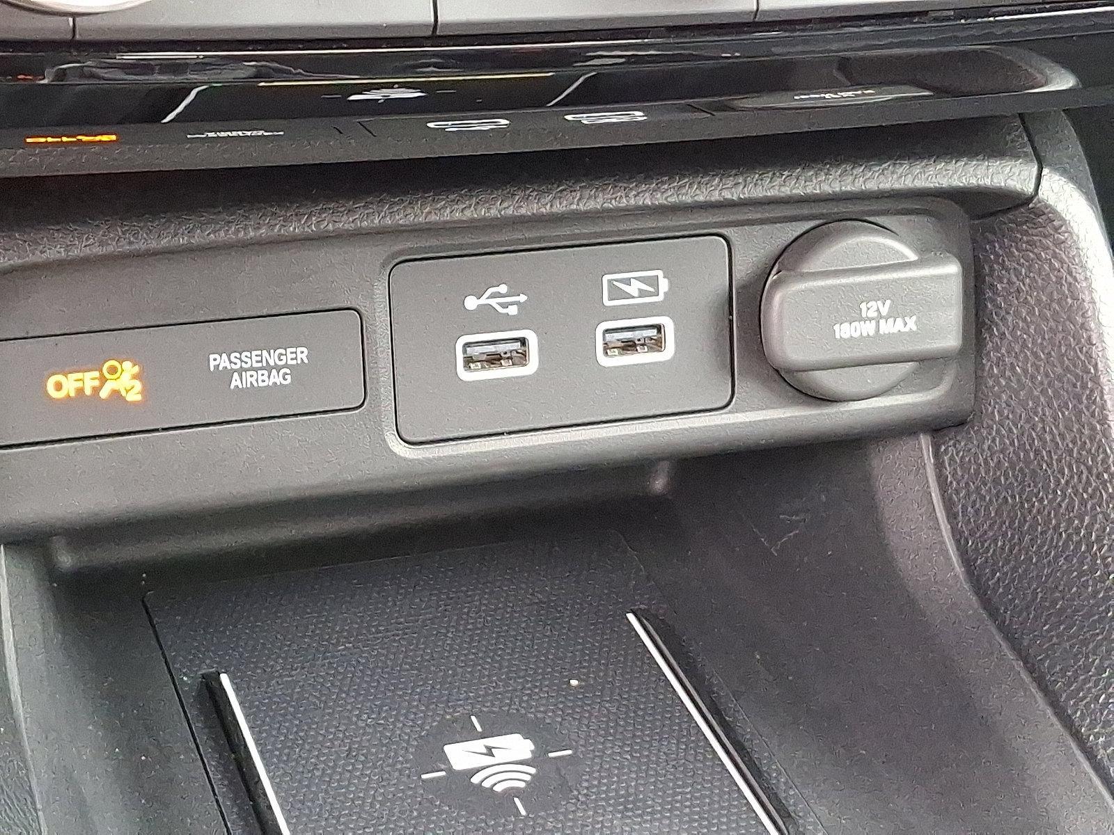 2024 Honda Civic Hatchback Vehicle Photo in Trevose, PA 19053