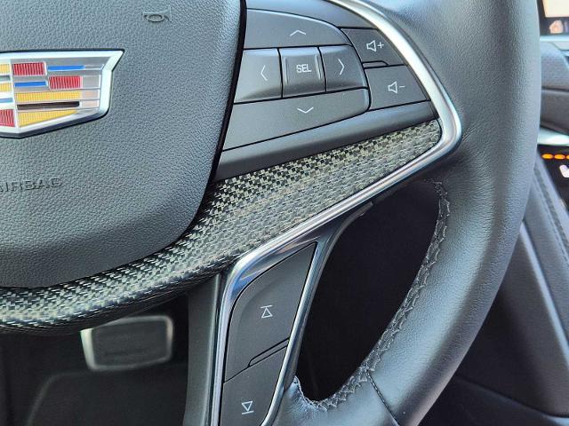 2021 Cadillac XT5 Vehicle Photo in DENTON, TX 76210-9321