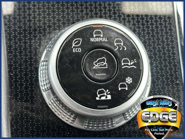 2023 Mitsubishi Outlander Vehicle Photo in Roslyn, NY 11576