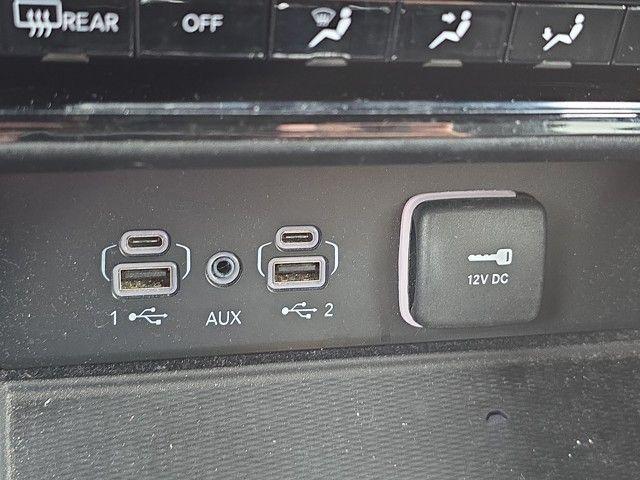 2022 Jeep Grand Cherokee Vehicle Photo in Pleasant Hills, PA 15236