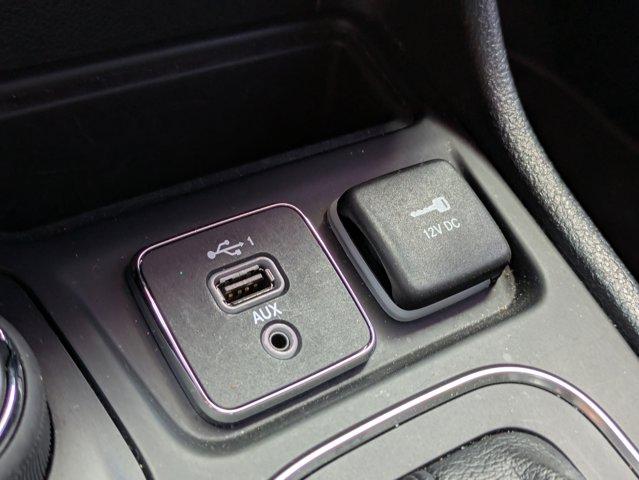 2021 Jeep Cherokee Vehicle Photo in BRUNSWICK, GA 31525-1881
