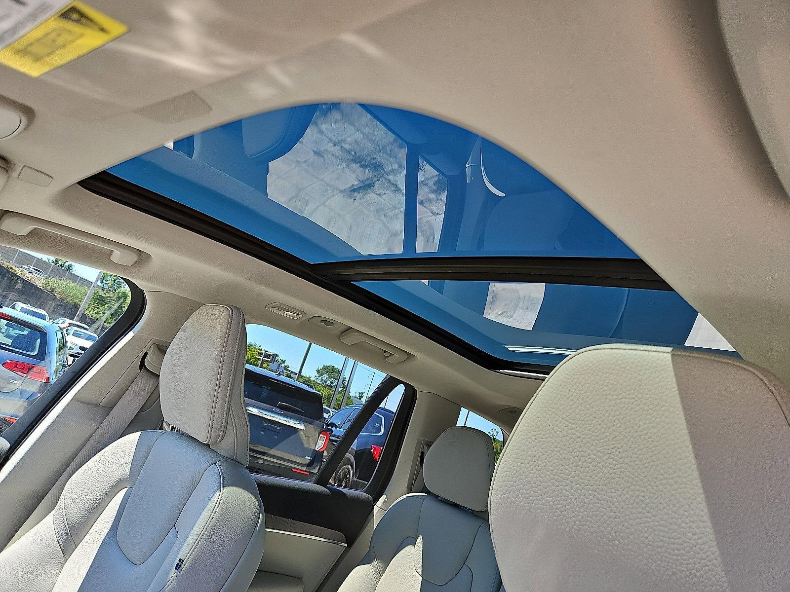2024 Volvo XC90 Vehicle Photo in Trevose, PA 19053