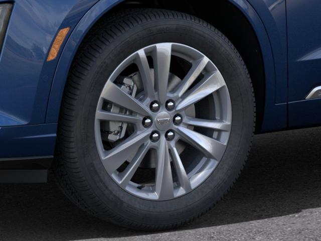 2024 Cadillac XT6 Vehicle Photo in KANSAS CITY, MO 64114-4545