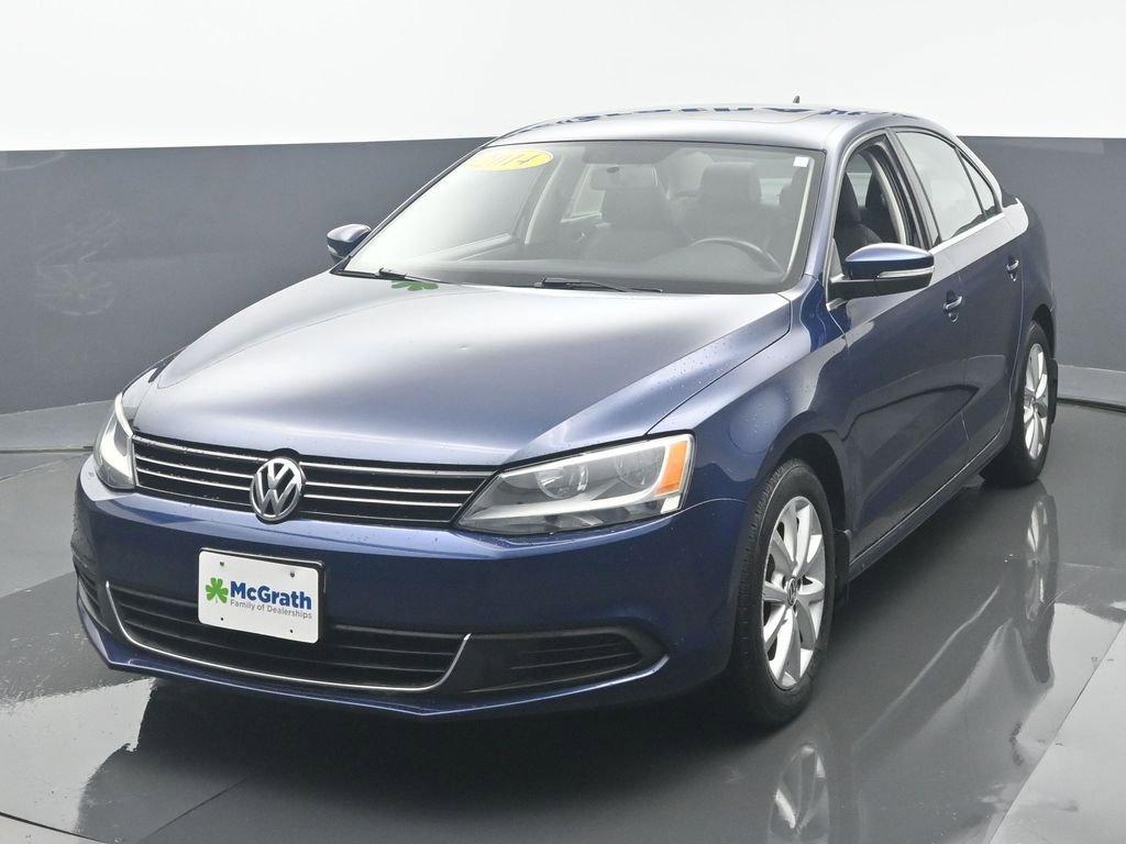 2014 Volkswagen Jetta Sedan Vehicle Photo in Marion, IA 52302