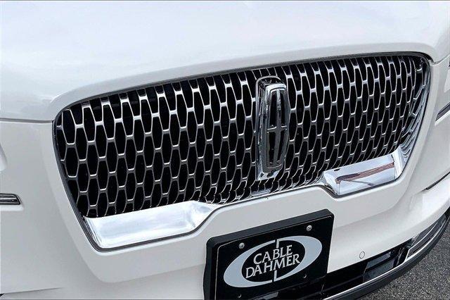 2024 Lincoln Aviator Vehicle Photo in INDEPENDENCE, MO 64055-1314