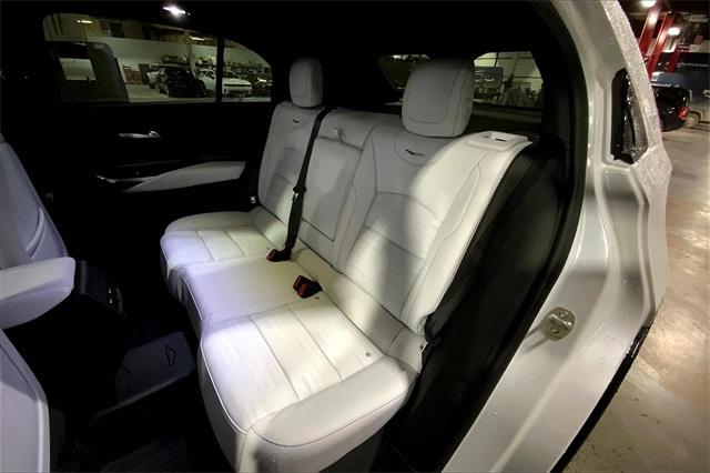 2025 Cadillac XT4 Vehicle Photo in KANSAS CITY, MO 64114-4545