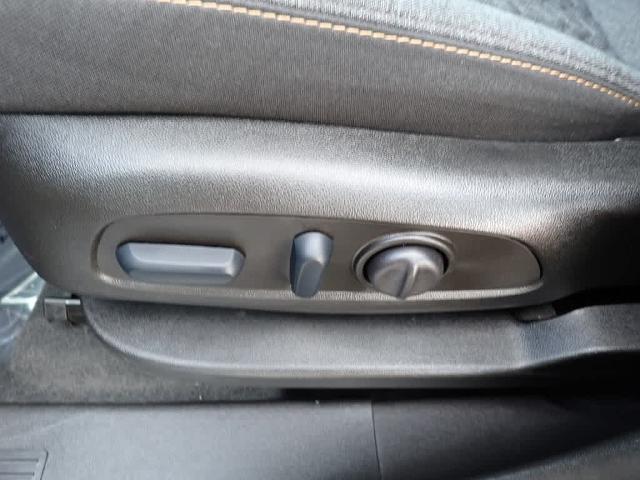 2023 Chevrolet Equinox Vehicle Photo in ZELIENOPLE, PA 16063-2910