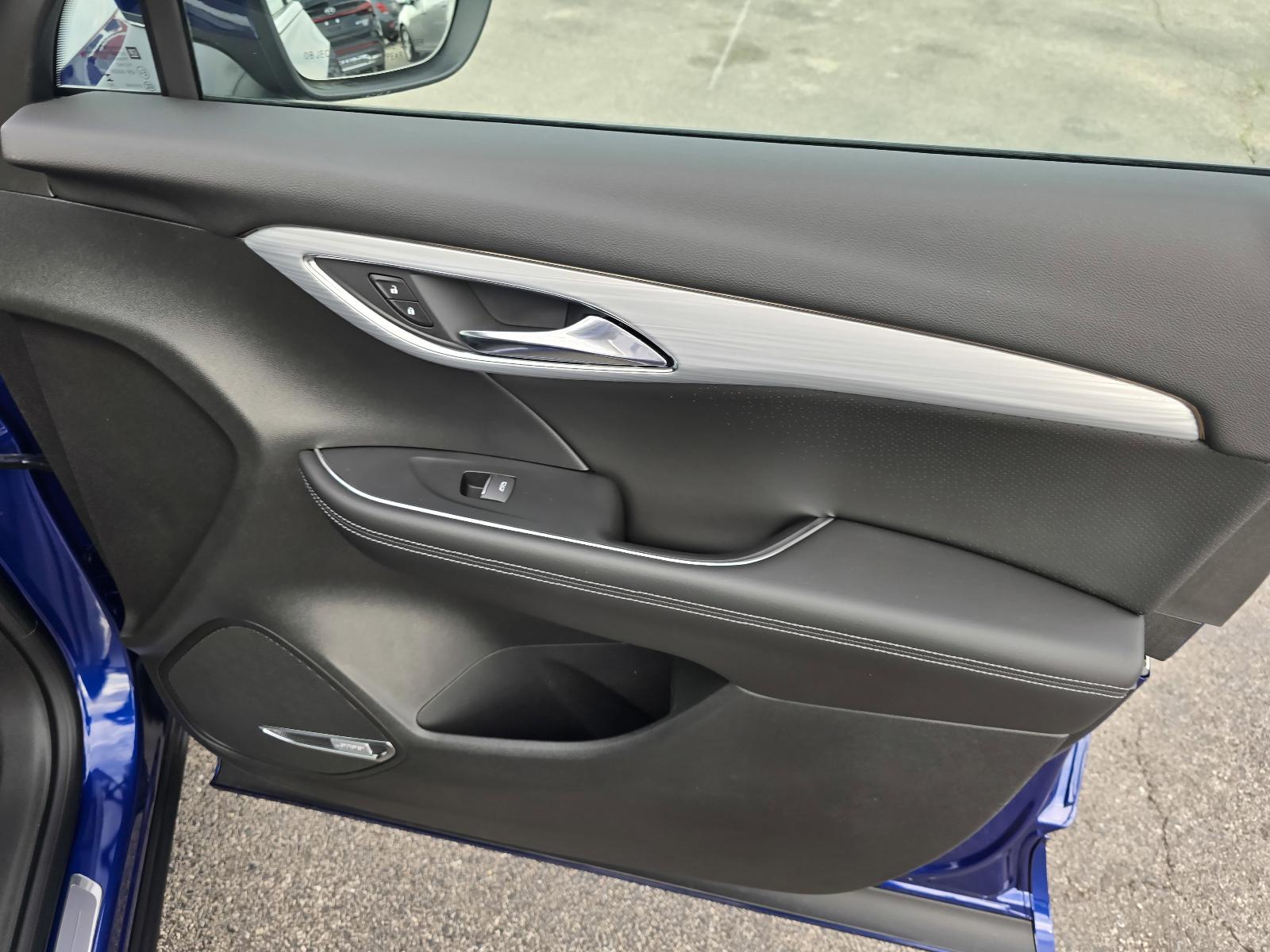 2025 Buick Envision Vehicle Photo in Rolla, MO 65401