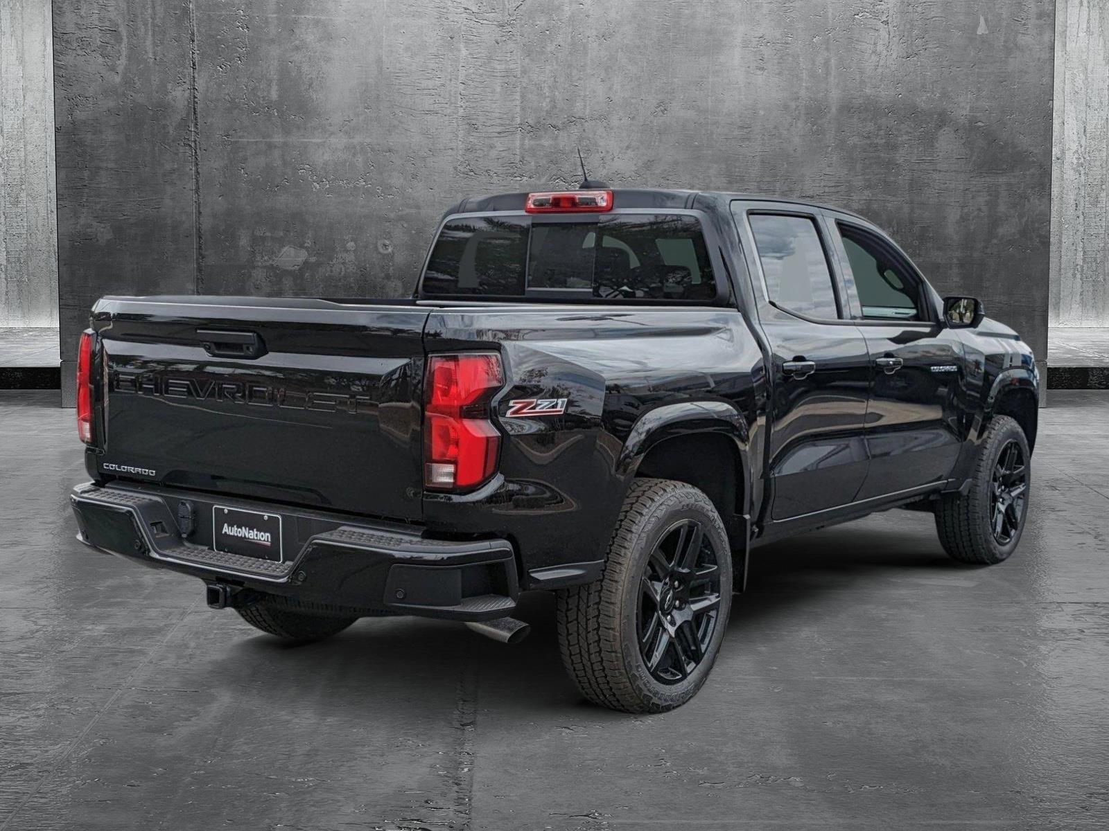 2025 Chevrolet Colorado Vehicle Photo in GILBERT, AZ 85297-0446