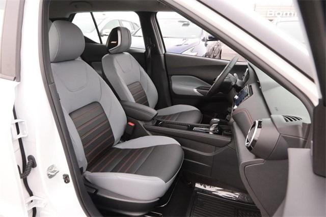 2024 Nissan Kicks Vehicle Photo in Hazelwood, MO 63042