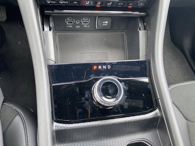 2025 Jeep Grand Cherokee L Vehicle Photo in Doylsetown, PA 18901