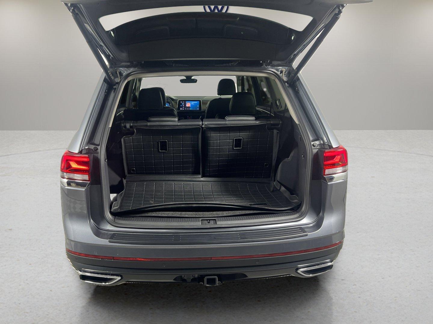 2024 Volkswagen Atlas Vehicle Photo in Georgetown, TX 78626