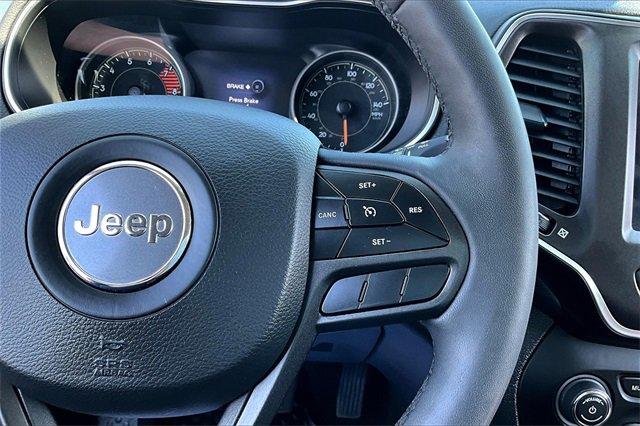2021 Jeep Cherokee Vehicle Photo in TOPEKA, KS 66609-0000